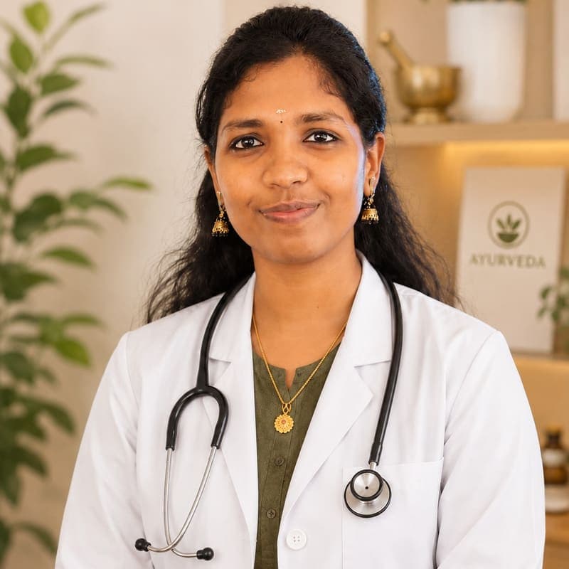 Dr. Yazhini K J (யாழினி கு சீ), Ayurvedic physician at Viyan Ayurveda